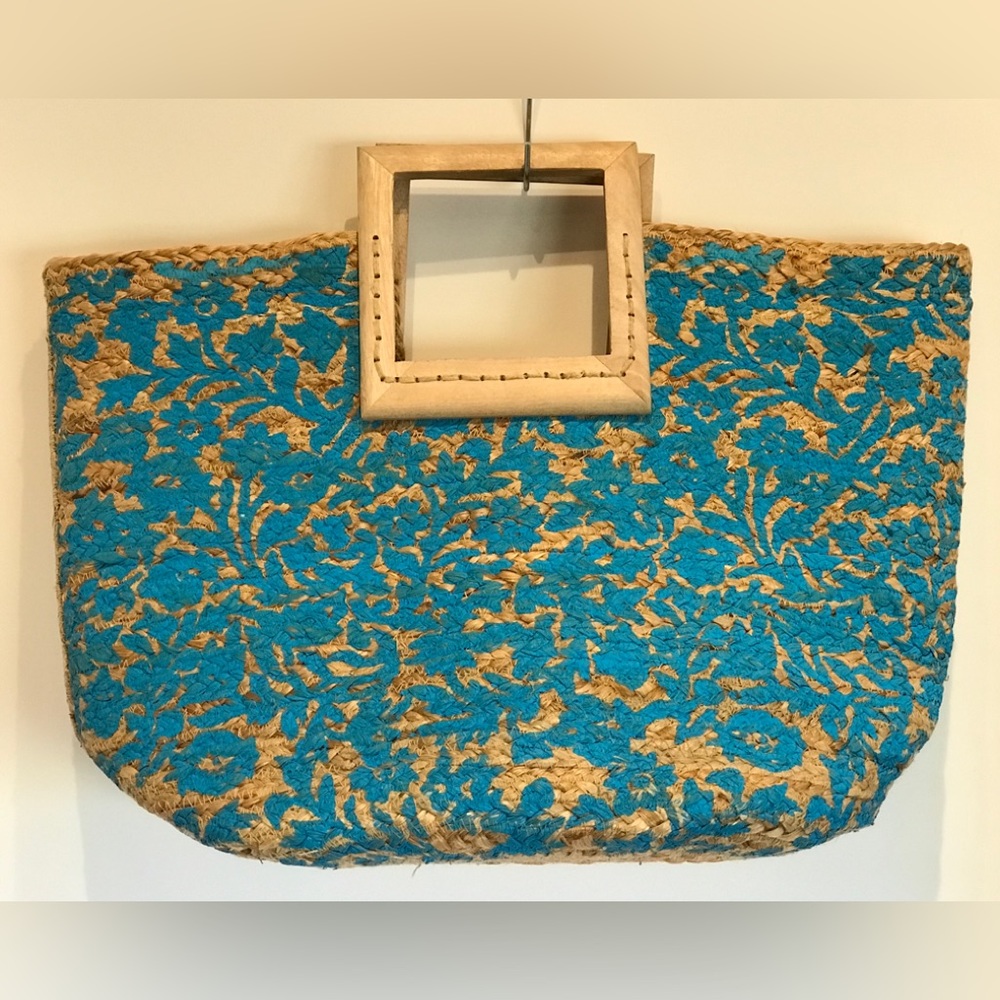 ANTIK KRAFT 100% Jute Turquoise Floral Print Wood Handle Tote Bag.